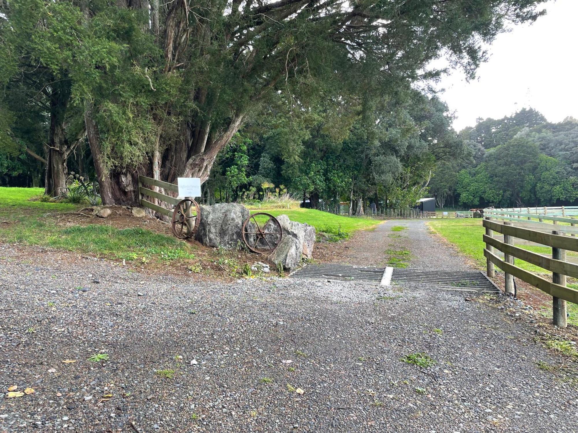 Highlander Farmstay - Cabins Whangarei Exterior photo